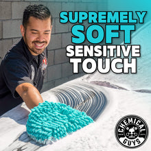 Charger l'image dans la galerie, Chemical Guys Chenille Premium Scratch-Free Microfiber Wash Mitt Green, Great for Cars, Trucks, SUVs, RVs &amp; More (2 Pack)