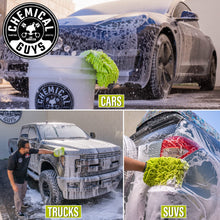 Charger l'image dans la galerie, Chemical Guys Chenille Premium Scratch-Free Microfiber Wash Mitt Green, Great for Cars, Trucks, SUVs, RVs &amp; More (2 Pack)