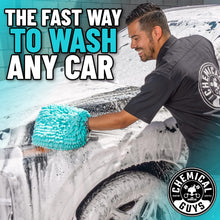 Charger l'image dans la galerie, Chemical Guys Chenille Premium Scratch-Free Microfiber Wash Mitt Green, Great for Cars, Trucks, SUVs, RVs &amp; More (2 Pack)